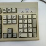 IBM Keyboard KB-8923 - Vintage 1996 07H0666 Wired PS - Image 3