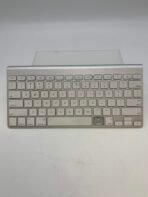 Apple Wireless Keyboard A1314 2009 For Parts No Battery Cover