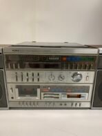 Vintage YORX M2685A Stereo System Turntable Double Cassette AM/FM Made in Japan - Image 3