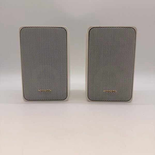 Realistic Minimus-7 White Speakers Pair 40-2045 Made in Japan