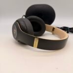 Beats Studio3 Wireless Noise Cancelling Headphones Black Gold w Case & Cable - Image 4