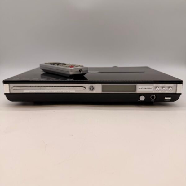 Magnasonic DVD816-4C DVD Player w Remote VGA Component Optical Dolby DTS