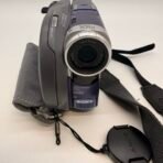 Sony Handycam DCR-DVD101 Camcorder Bundle Carl Zeiss DVD Video Camera - Image 4