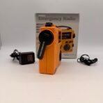 Grundig FR-200 Emergency Radio AM FM Shortwave Crank Flashlight - Image 2