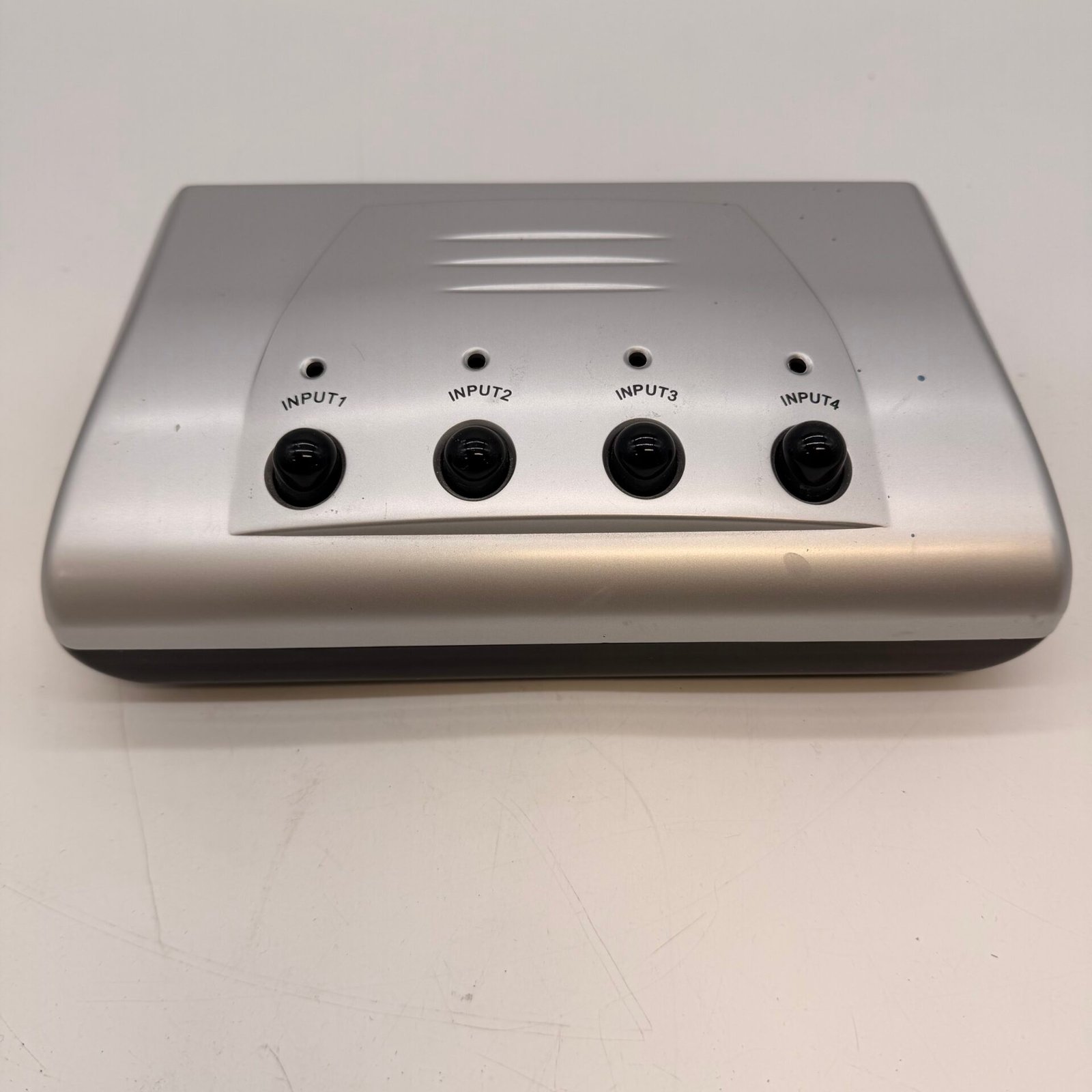 IMG_6341 Philips AV Selector PH61148 4 Input Component Composite S-Video Switch - Image 1