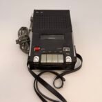 Vintage Holiday Model 161 Compact Cassette Recorder/ ALC Retro Tape Player - Image 9