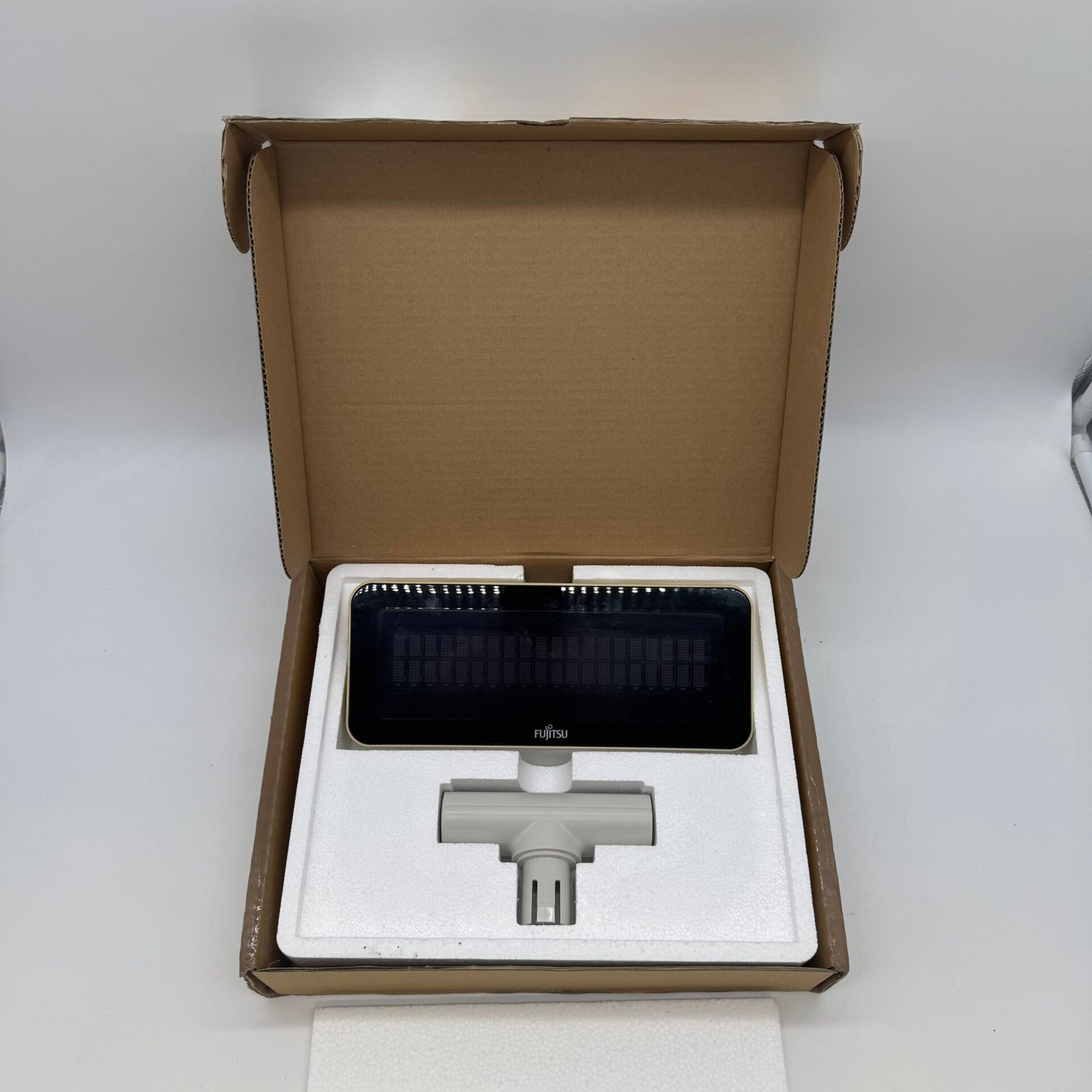 IMG_7785 Fujitsu 2×20 VFD Customer Display KD02906-1503 w/ Mount – POS Terminal,Untested - Image 1