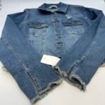 Suko Jeans Women’s Studded Denim Jacket L Crop Frayed Hem NWT - Image 4