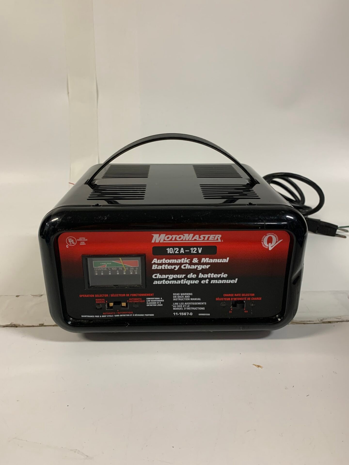 IMG_2581 MotoMaster 12V Battery Charger 10/2A Automatic Manual Car Battery Charger CT-1022MA - Image 1