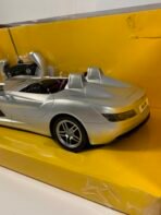 Rastar Mercedes-Benz SLR McLaren Z199 RC Car 1:12 Remote Control Silver Boxed Working - Image 8