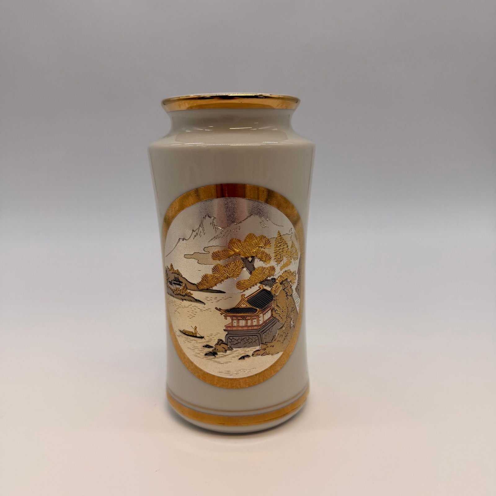 IMG_7431 Vintage Dynasty Gallery Chokin Art Vase Japanese Gold Silver Landscape Japan - Image 1