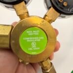 Linde R700-100-540 Compressed Gas Regulator Torch Welding Gauge Hose Set - Image 5