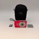 Canon PowerShot SD1200 IS 10MP Camera Bundle Battery 4GB SD Card Case