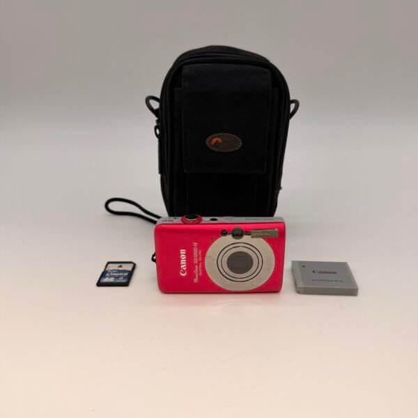 Canon PowerShot SD1200 IS 10MP Camera Bundle Battery 4GB SD Card Case