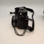 Nikon Coolpix 5000 5MP Digital Camera w Batteries Case Strap No Charger - Image 3
