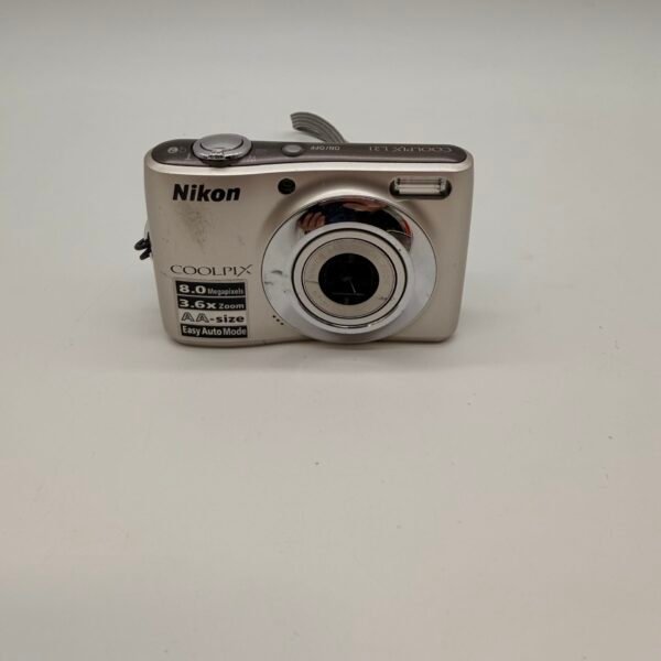 Nikon Coolpix L21 8MP Digital Camera 3.6x Zoom Easy Auto AA Battery