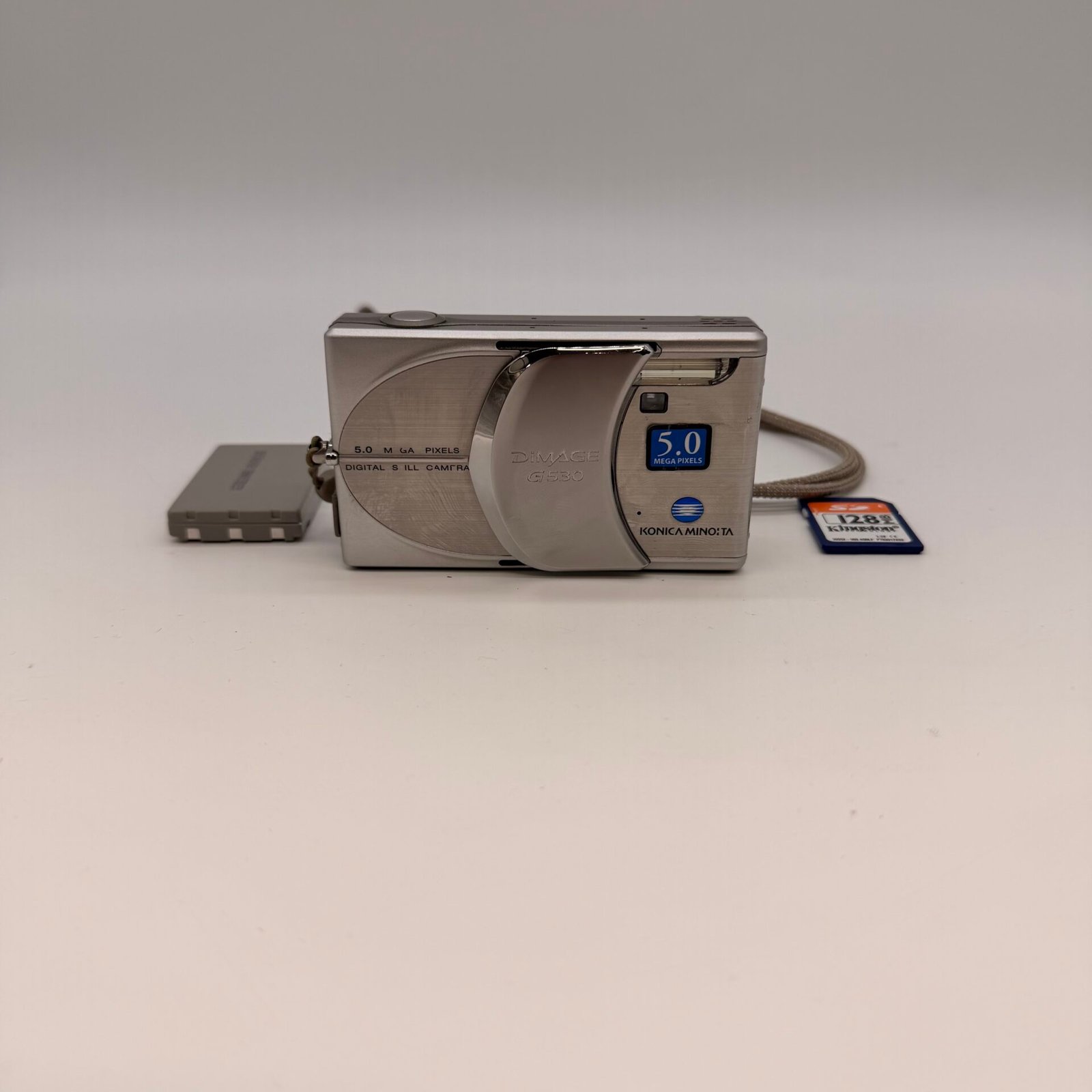 IMG_8444 Konica Minolta DiMAGE G530 5MP Digital Camera Battery SD Card - Image 1