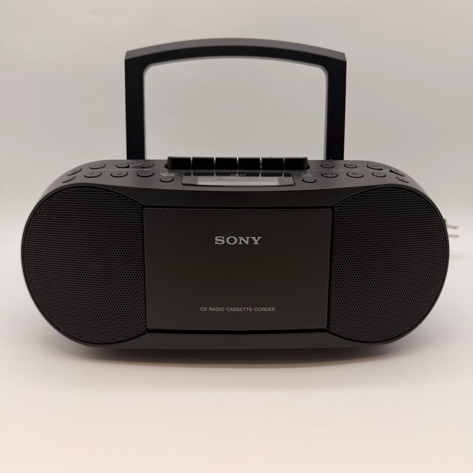 IMG_8520 Sony CFD-S70 CD Radio Cassette Boombox Portable Stereo READ DESCRIPTION - Image 1