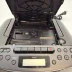 Sony CFD-S70 CD Radio Cassette Boombox Portable Stereo READ DESCRIPTION - Image 8