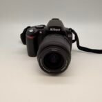 Nikon D40 DSLR Camera w/ Nikkor 18-55mm f/3.5-5.6G ED II Lens Kit - Image 2