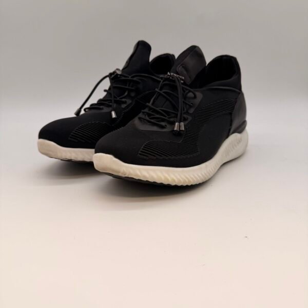 ChamAripa Men’s Black Sneakers Size 41 EU Lightweight Casual Shoes