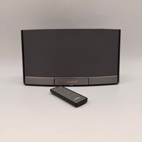Bose SoundDock Portable Digital Music System w/ Remote No Adapter