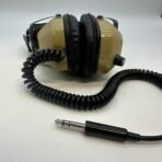 Vintage Realistic Nova Pro 8 Ohm Stereo Headphones Japan Hi-Fi - Image 6