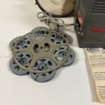 Vintage Mansfield Holiday 8mm Movie Projector Model 501 M-1000 w/ Box & Reels - Image 5