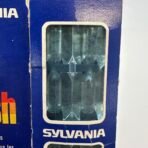 Vintage Sylvania Blue Dot Flip Flash 8 Flashbulbs Camera Flash Made Canada - Image 3
