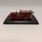 1928 REO Fire Truck 1:32 Diecast Signature Models Display Ladder Hose - Image 2