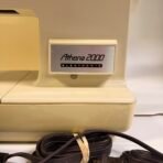 Singer Athena 2000 Electronic Sewing Machine w Pedal Vintage - Image 2