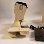 Singer Athena 2000 Electronic Sewing Machine w Pedal Vintage - Image 4