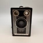 Vintage Kodak Brownie Target Six-16 Box Camera w/ Original Box Manual Canada - Image 5