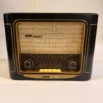 Grundig Classic 960 Retro AM/FM/SW Stereo Table Radio