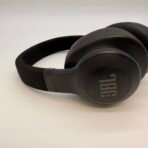 JBL E-Series Wireless Bluetooth Over Ear Headphones Black - Image 3