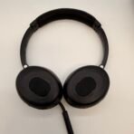 Bose OE On-Ear Wired Headphones With Case - Image 5