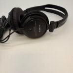 Sony MDR-V150 Wired Studio Monitor Headphones 3.5mm - Image 2