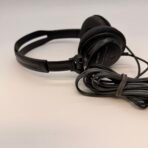 Sony MDR-V150 Wired Studio Monitor Headphones 3.5mm - Image 3