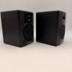 M-Audio AV30 Studiophile Powered Speakers Pair Desktop Audio Tested - Image 2
