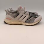 Adidas Ultra Boost Shoes White Black Size 9.5 Running Sneakers G54960 - Image 2