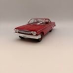 1962 Chevrolet Bel Air 1:18 Diecast Maisto Red Model Car Read Crack
