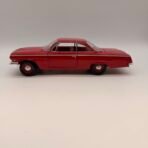 1962 Chevrolet Bel Air 1:18 Diecast Maisto Red Model Car Read Crack - Image 2