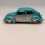 Maisto VW Beetle 1951 Diecast 1:18 Custom Lowrider Bug Model Car - Image 4