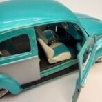 Maisto VW Beetle 1951 Diecast 1:18 Custom Lowrider Bug Model Car - Image 7