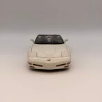 Burago Chevrolet Corvette C5 1997 1:18 Diecast Convertible White Italy - Image 2