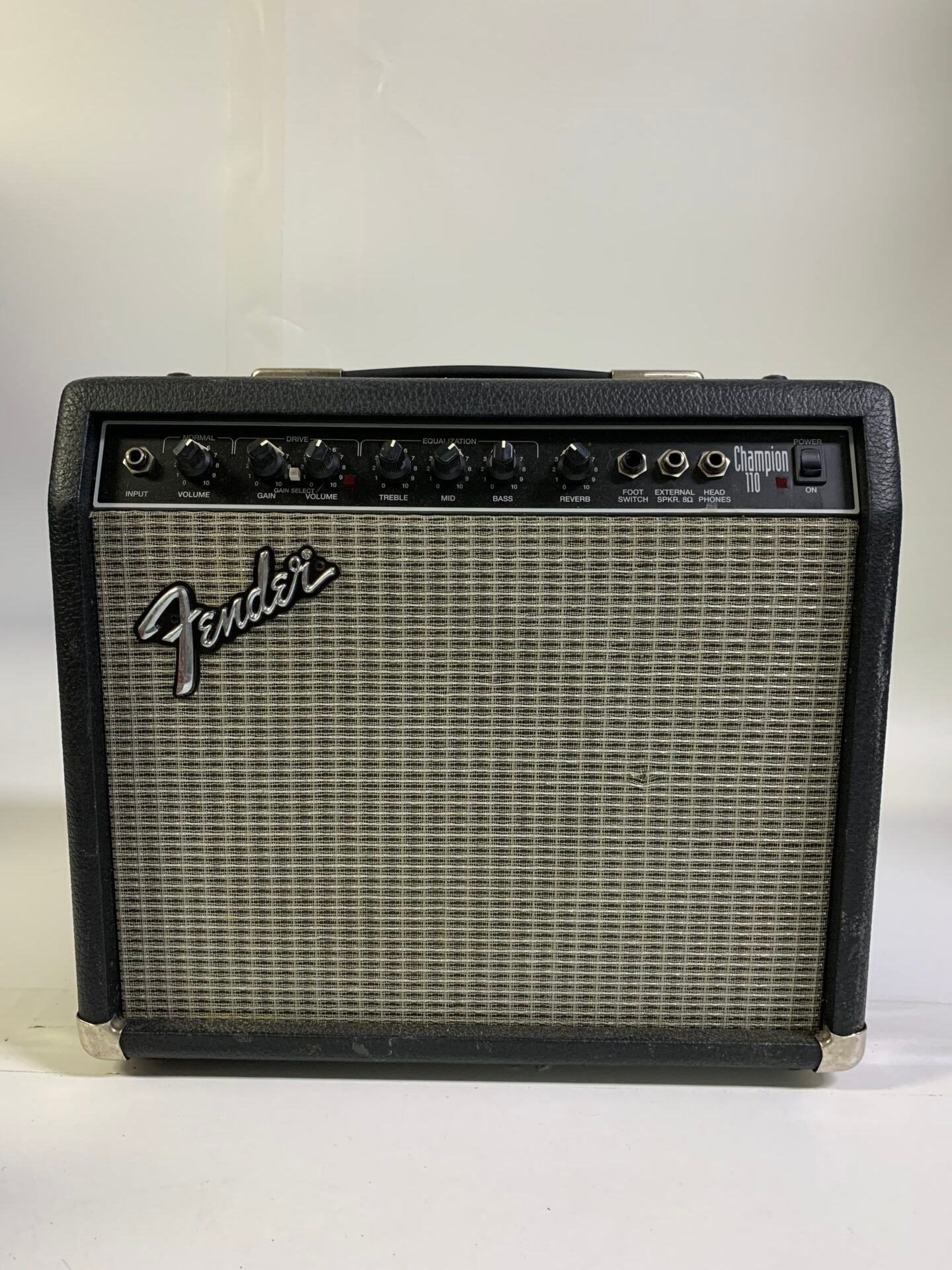 IMG_3541 Fender Champion 110 Guitar Amplifier 75W - Image 1