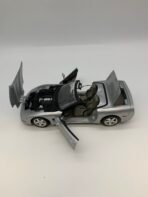 Vintage Bburago 1:18 Corvette C5 Convertible Diecast Model Made In Italy - Image 6