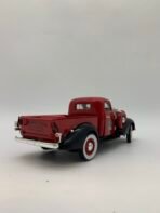 1937 Studebaker Pickup Diecast Model Vintage Style Truck 1:18 Scale Collectible - Image 3