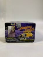 Vintage Revell American Graffiti 32 Ford Deuce Coupe Model Kit Metal Body - Image 2