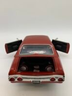 Vintage Style 1971 Chevy Chevelle Diecast Model Car 1:18 Foose Design Collectible - Image 6
